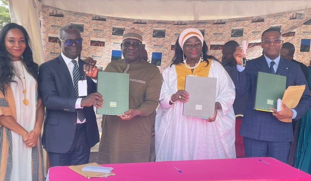 Hygiène et salubrité en milieu urbain : Le MINHDU rétrocède des balayeuses mécaniques aux Communes de Yaoundé I et Yaoundé V